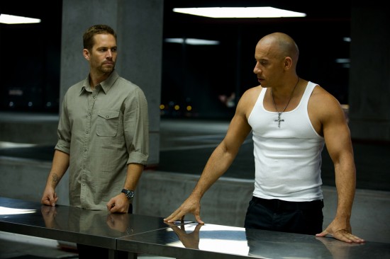 "Fast & Furious" bản nhái xuất hiện 2 kẻ giống hệt người thật 1