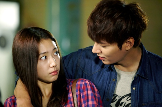 Nếu Park Shin Hye làm "em gái đẹp trai" của Lee Min Ho 2