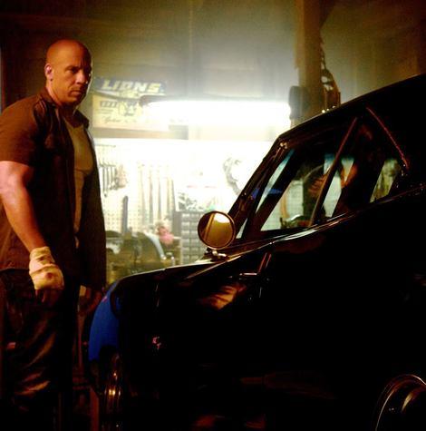  "S&aacute;t thủ diệt xe" trở lại với "Fast & Furious 7"  1