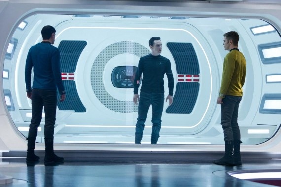 Kẻ xấu "Star Trek" được ví với sát nhân huyền thoại 4