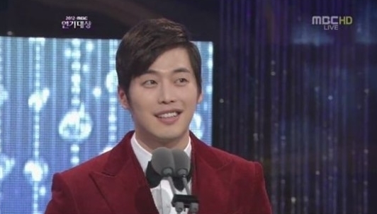 "I Miss You" thăng hạng tại MBC Drama Awards 2012 8