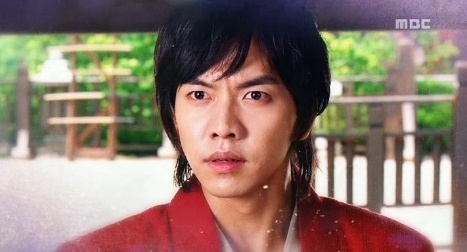 "Tình đầu" của Seung Gi trao thân cho kẻ thù 7