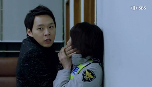 Tae Kyung (Yoochun) suýt mất mạng vì bị xe đâm 4