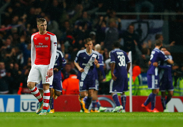 Arsenal mất điểm đ&aacute;ng tiếc khi "cầm v&agrave;ng rồi lại để v&agrave;ng rơi" 2
