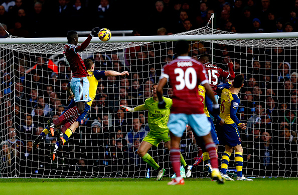 West Ham United 1-2 Arsenal: Áp sát top 4 4