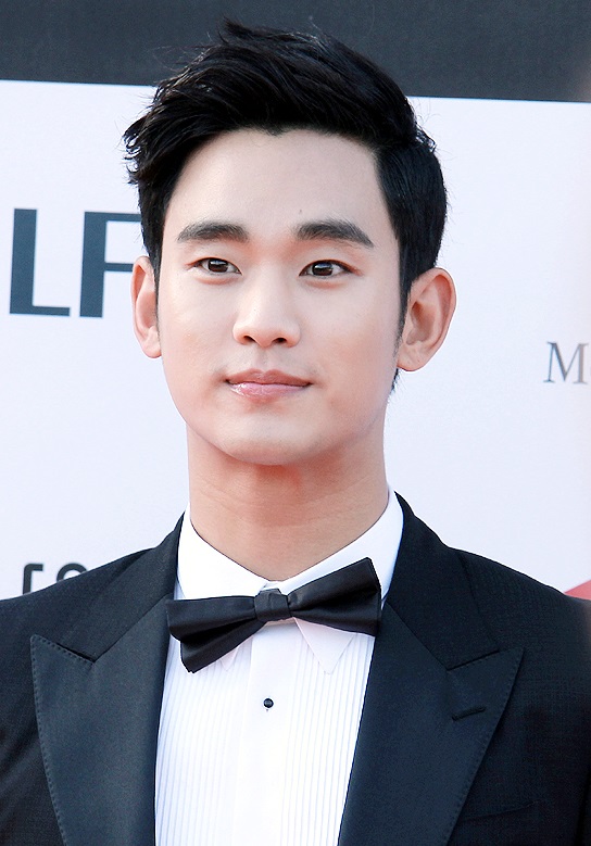 Fan thất vọng vì Kim Soo Hyun từ chối làm bác sĩ đa nhân cách 1