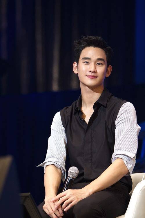 Fan thất vọng vì Kim Soo Hyun từ chối làm bác sĩ đa nhân cách 2