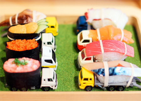 Xe tải t&iacute; hon chở sushi si&ecirc;u dễ thương 9