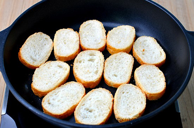 Set bánh mì ngon lành đủ chất cho bữa sáng 2