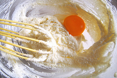 B&aacute;nh quy bơ nh&acirc;n kem ph&ocirc; mai nh&acirc;m nhi ng&agrave;y Tết 1