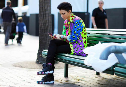"T&oacute;m gọn" 7 xu hướng thịnh h&agrave;nh từ street style thế giới 24