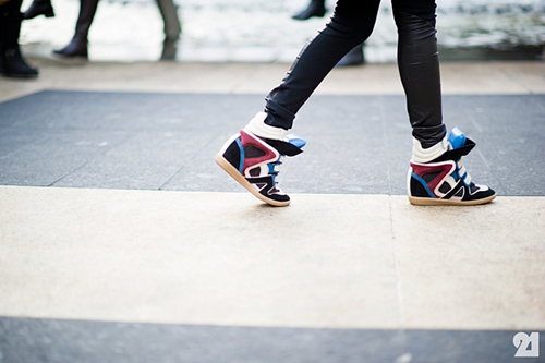 "T&oacute;m gọn" 7 xu hướng thịnh h&agrave;nh từ street style thế giới 26