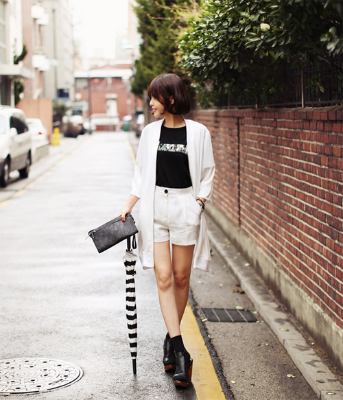 5' cho set đồ h&egrave; ho&agrave;n hảo với T-shirt in 2