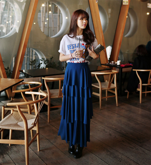 5' cho set đồ h&egrave; ho&agrave;n hảo với T-shirt in 24