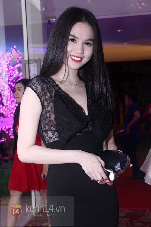 Sao Việt "mách nước" trang phục dự party chào năm mới 15