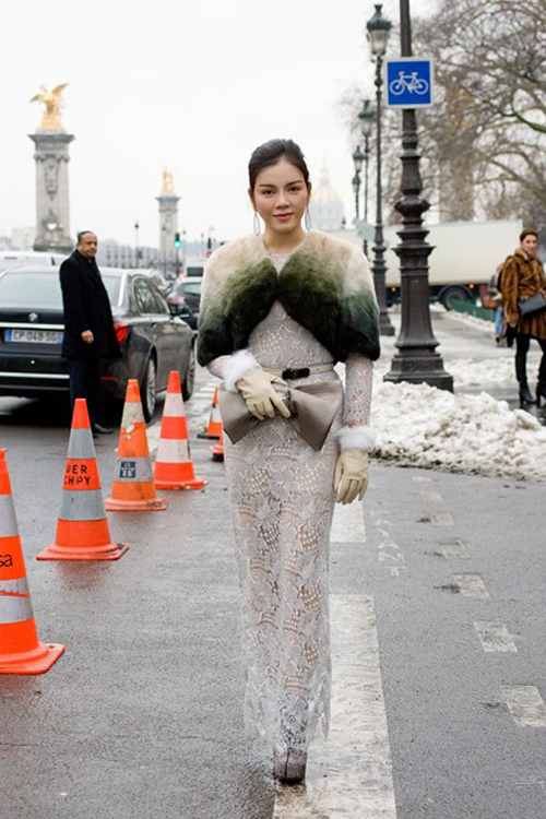 "Soi" street style của sao tại Tuần lễ thời trang Paris 1