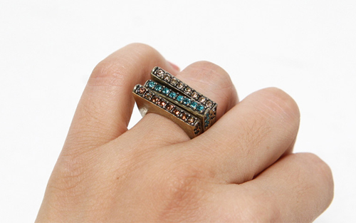 Cập nhật nhanh chóng xu hướng Stacked Rings cho tay xinh 2