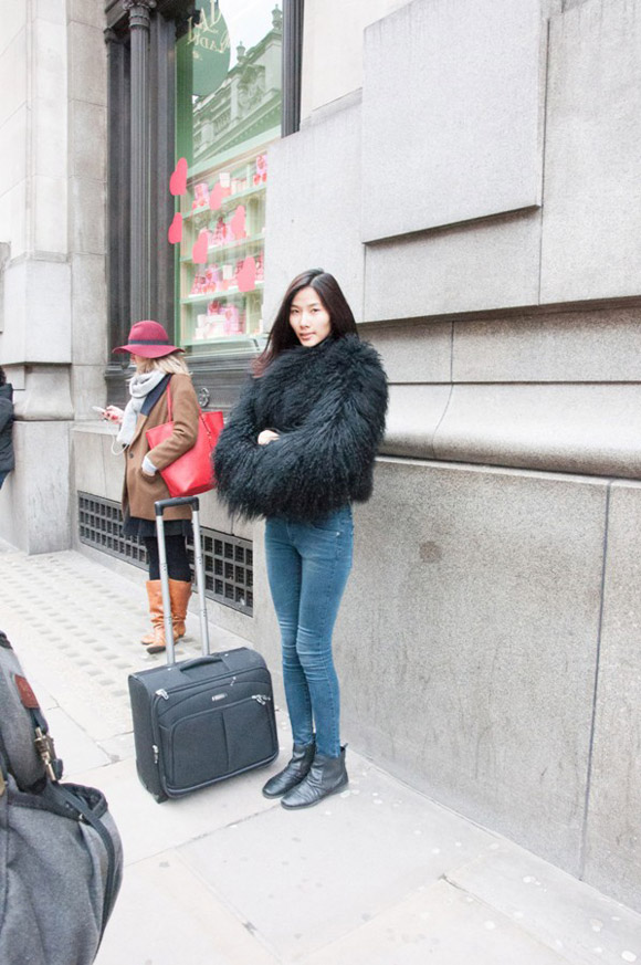 Nhìn lại street style ấn tượng của 3 mẫu Việt tại các Fashion Week đình đám 8