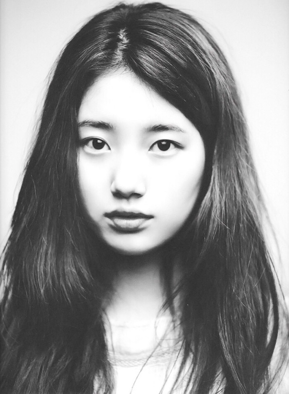 Vẻ đẹp đầy đối lập của Suzy và Park Shin Hye 12