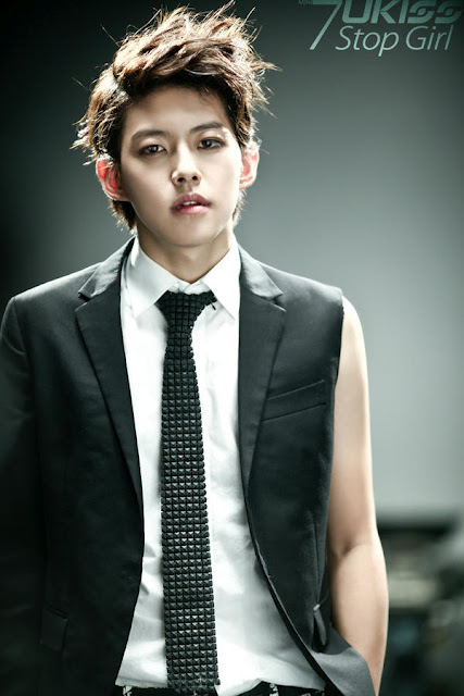 Dongho rời U-KISS vì quá mệt mỏi 2