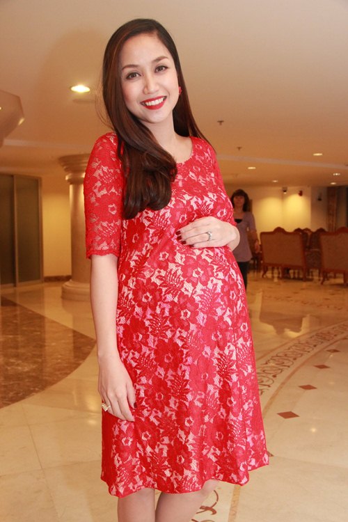 Những mỹ nh&acirc;n Việt bất ngờ "khoe" bụng bầu lần hai 13