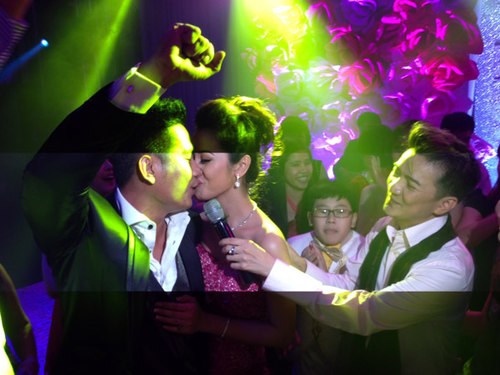 Check giá bàn tiệc đám cưới “khủng” của sao Việt 27