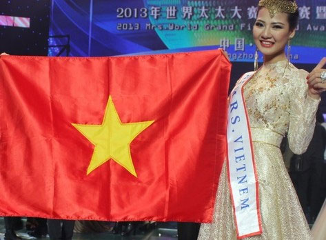 Nh&igrave;n lại chặng đường 1 năm showbiz Việt 2013 33