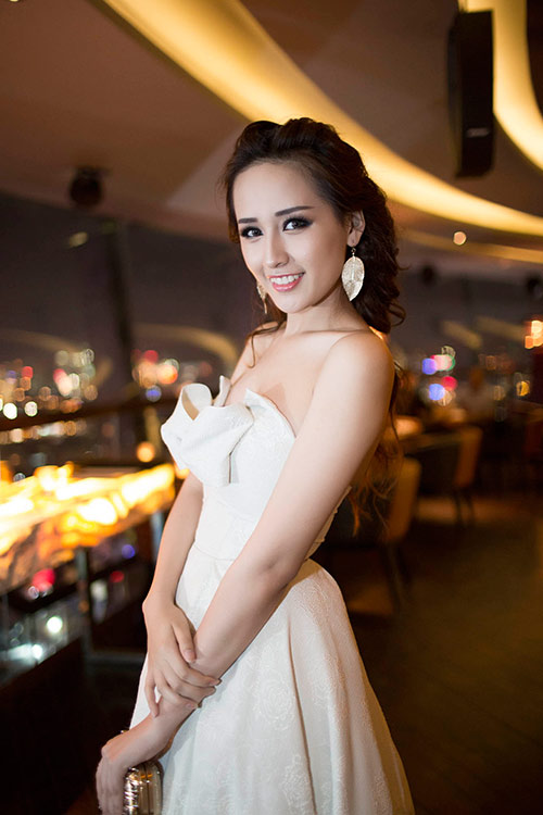 “Choáng” với khối tài sản tiền tỷ của Hoa hậu Việt 19