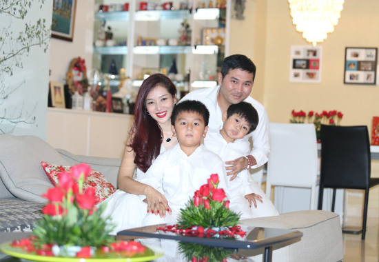 “Choáng” với khối tài sản tiền tỷ của Hoa hậu Việt 6