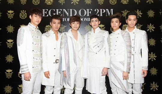 Hình ảnh concert ở Tokyo Dome của 2PM bị tố giả tạo 3
