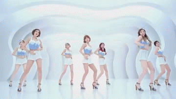 Tăm tia những điệu nhảy "na n&aacute;" nhau của Kpop 7
