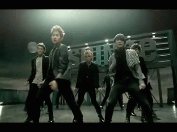 Tăm tia những điệu nhảy "na n&aacute;" nhau của Kpop 16