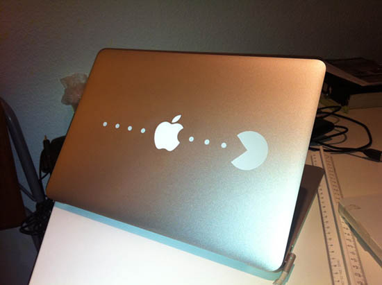 30 cách trang trí laptop cực đẹp cho fan Apple 18
