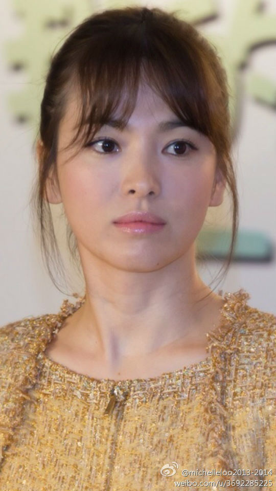 Song Hye Kyo "mất điểm" vì lạnh nhạt với fan 2