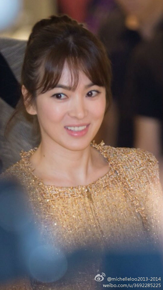 Song Hye Kyo "mất điểm" vì lạnh nhạt với fan 3
