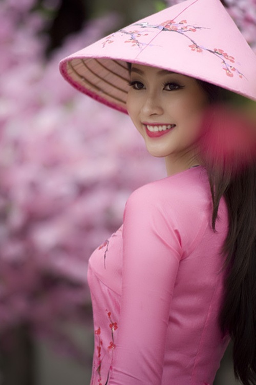 Mỹ nhân trẻ nào có thể "tiếp quản" danh hiệu ngọc nữ của Hà Tăng? 4 Mỹ nhân trẻ nào có thể "tiếp quản" danh hiệu ngọc nữ của Hà Tăng? 4