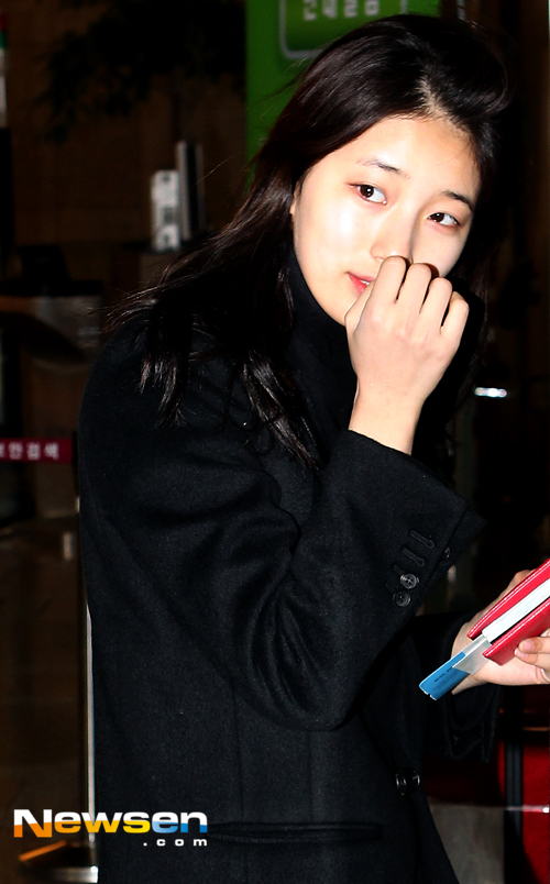 Suzy (Miss A) khoe mặt mộc xinh đẹp sau khi bị chỉ trích nặng nề 2