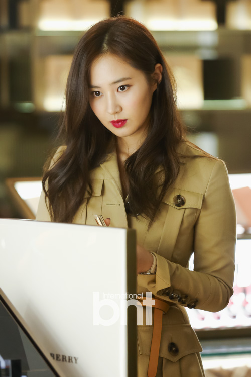 Yuri (SNSD) bị chê già nua khi tham gia sự kiện 7