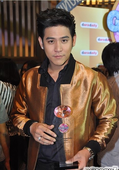 Dàn siêu sao Thái Lan lộng lẫy tại lễ trao giải The Great Awards 2015 11