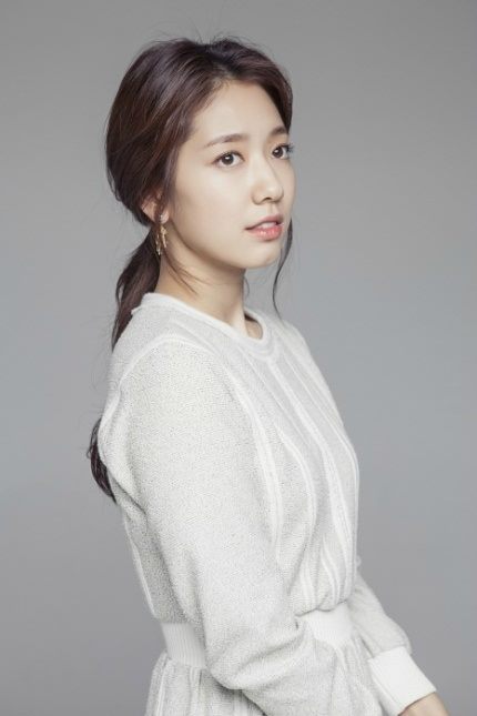 Park Shin Hye đẹp mong manh, từng lén yêu người ngoài showbiz 5