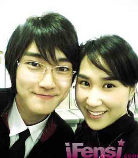 Em gái của Siwon (SuJu) bị chê già hơn cả anh trai 5