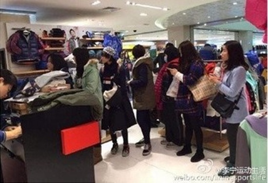Sự thật những tấm ảnh Jessica buôn bán phát đạt ở Hồng Kông 7