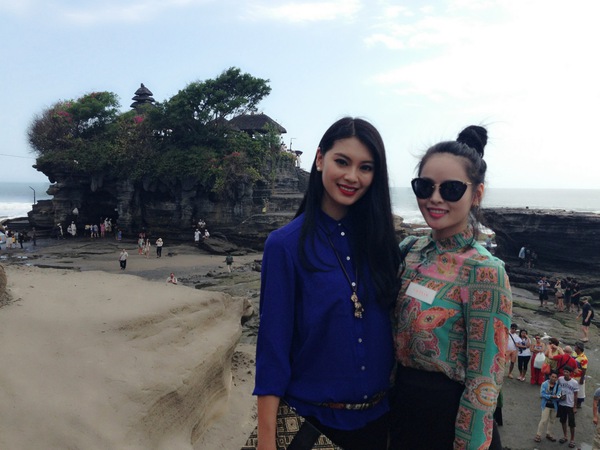 Lại Hương Thảo gặp lại bạn cũ tại "Miss World 2013" 9