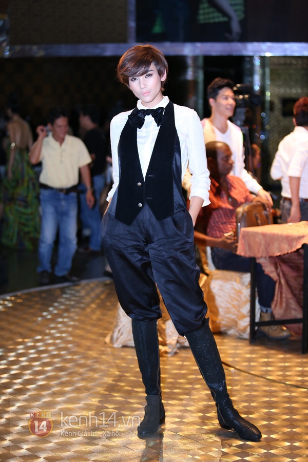 Hoàng Yến diện style tomboy cực "hút" giữa dàn "trai xinh, gái đẹp" 1