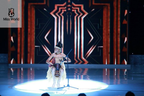 Nước chủ nhà Indonesia đạt giải Hoa hậu Tài năng 4