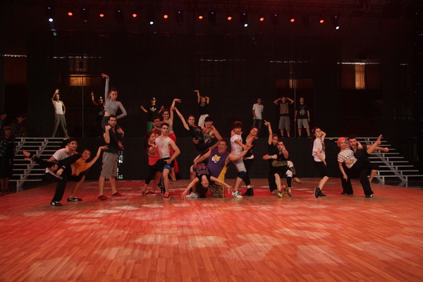 Dàn sao "Bước nhảy hoàn vũ 2014" mướt mồ hôi trên sàn tập 18