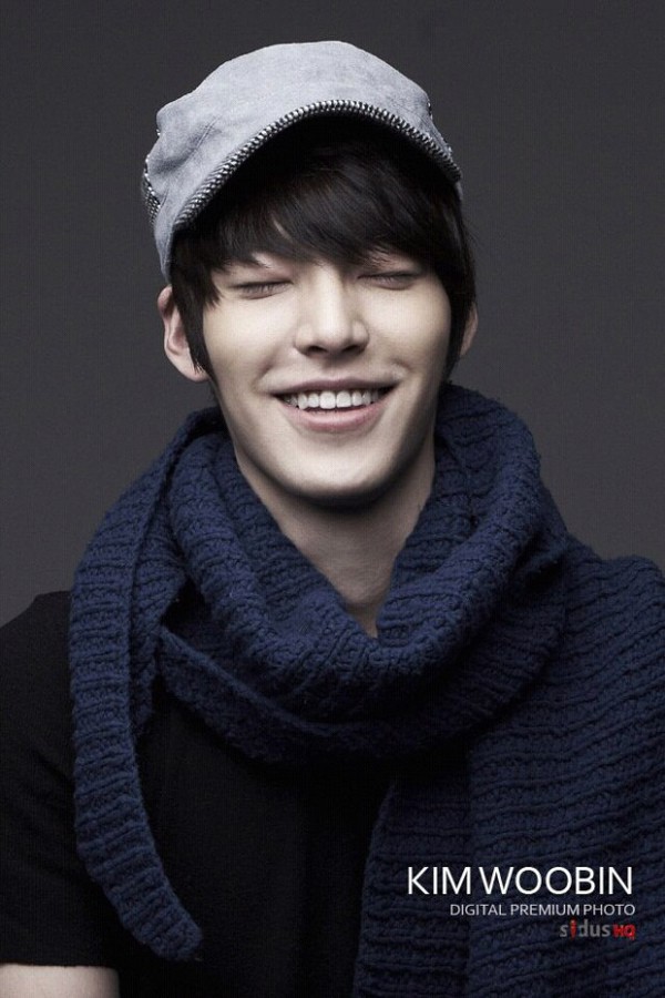 Kim Woo Bin khoe ảnh đáng yêu, cán mốc 1 triệu fan trên mạng xã hội 4