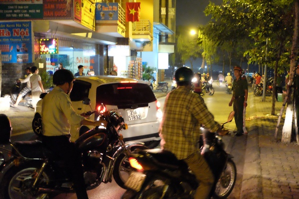 Ph&aacute;o hoa rực s&aacute;ng tr&ecirc;n bầu trời H&agrave; Nội 59
