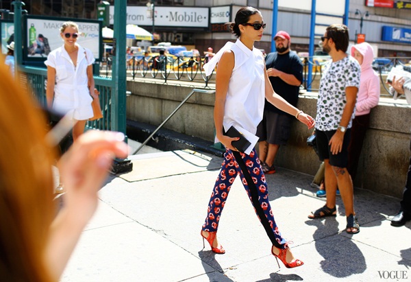 "Lóa mắt" với muôn vẻ street style tại New York Fashion Week 29