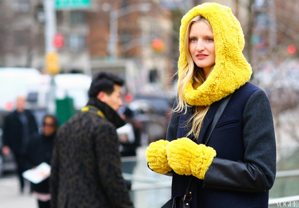 Gam màu sống động "bao trùm" street style tại NYFW 2013 10